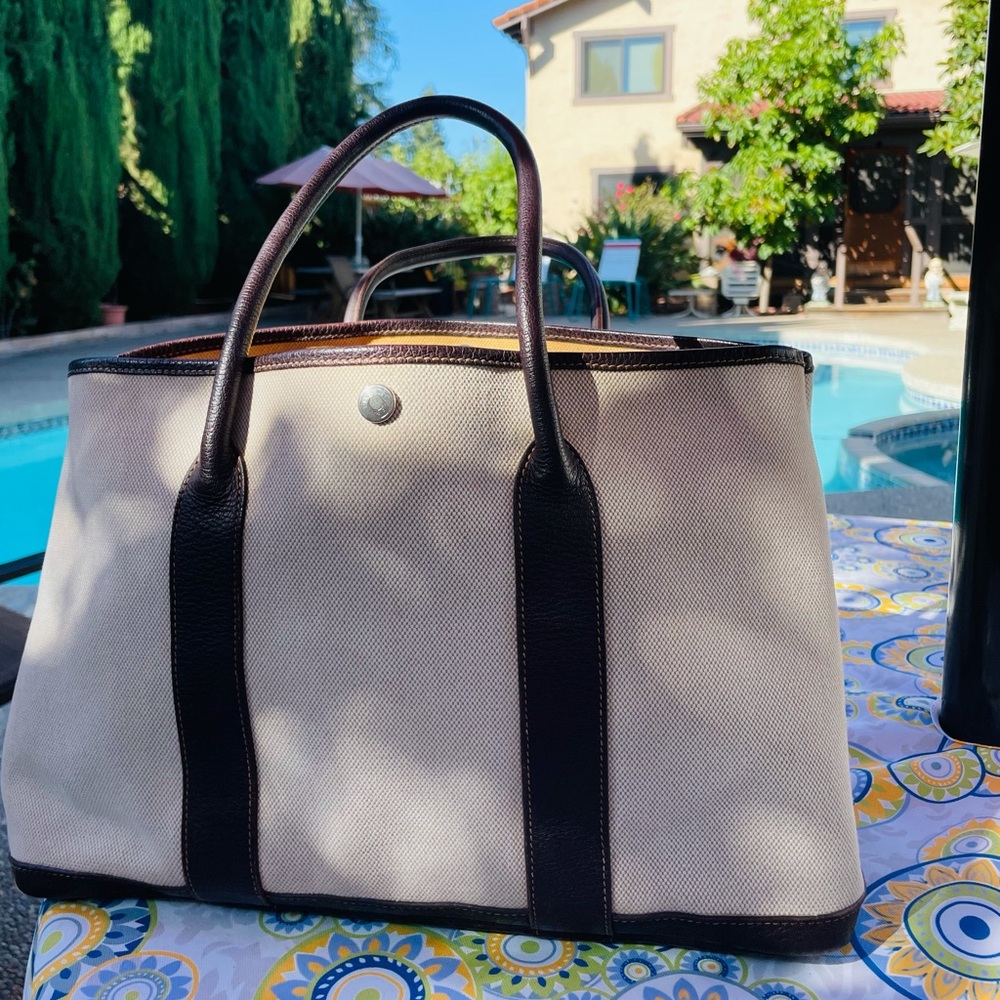 Hermes garden party